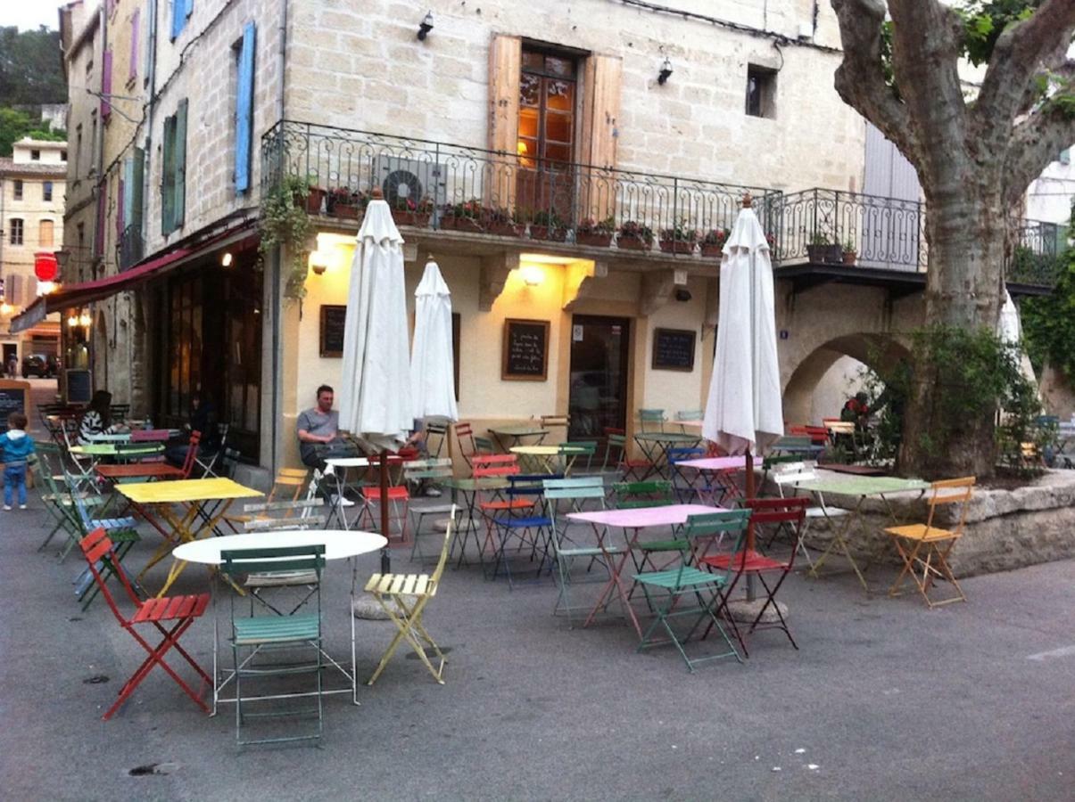 La Joliette Hotel Junas ภายนอก รูปภาพ
